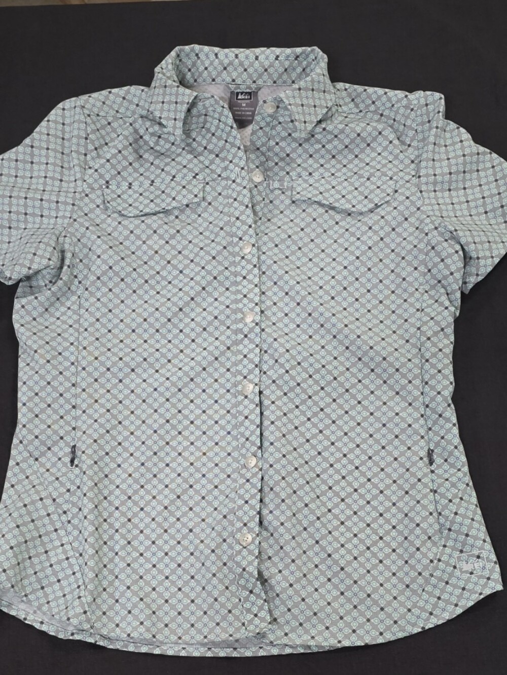 REI Light Mint Green Geometric Short-Sleeve Button-Down Shirt